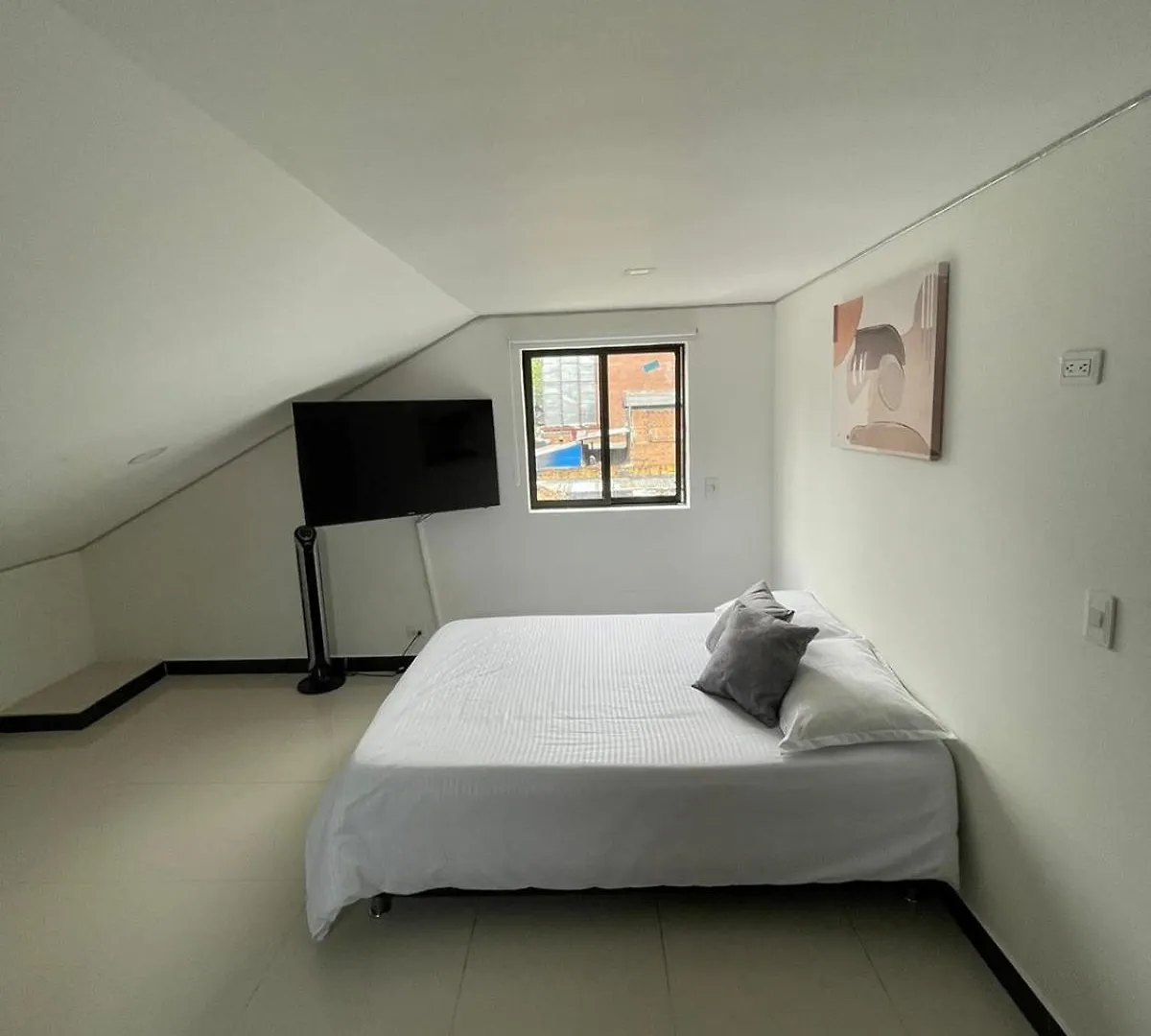 Duplex In Parque Lleras- Best Location In Medellin Apartment